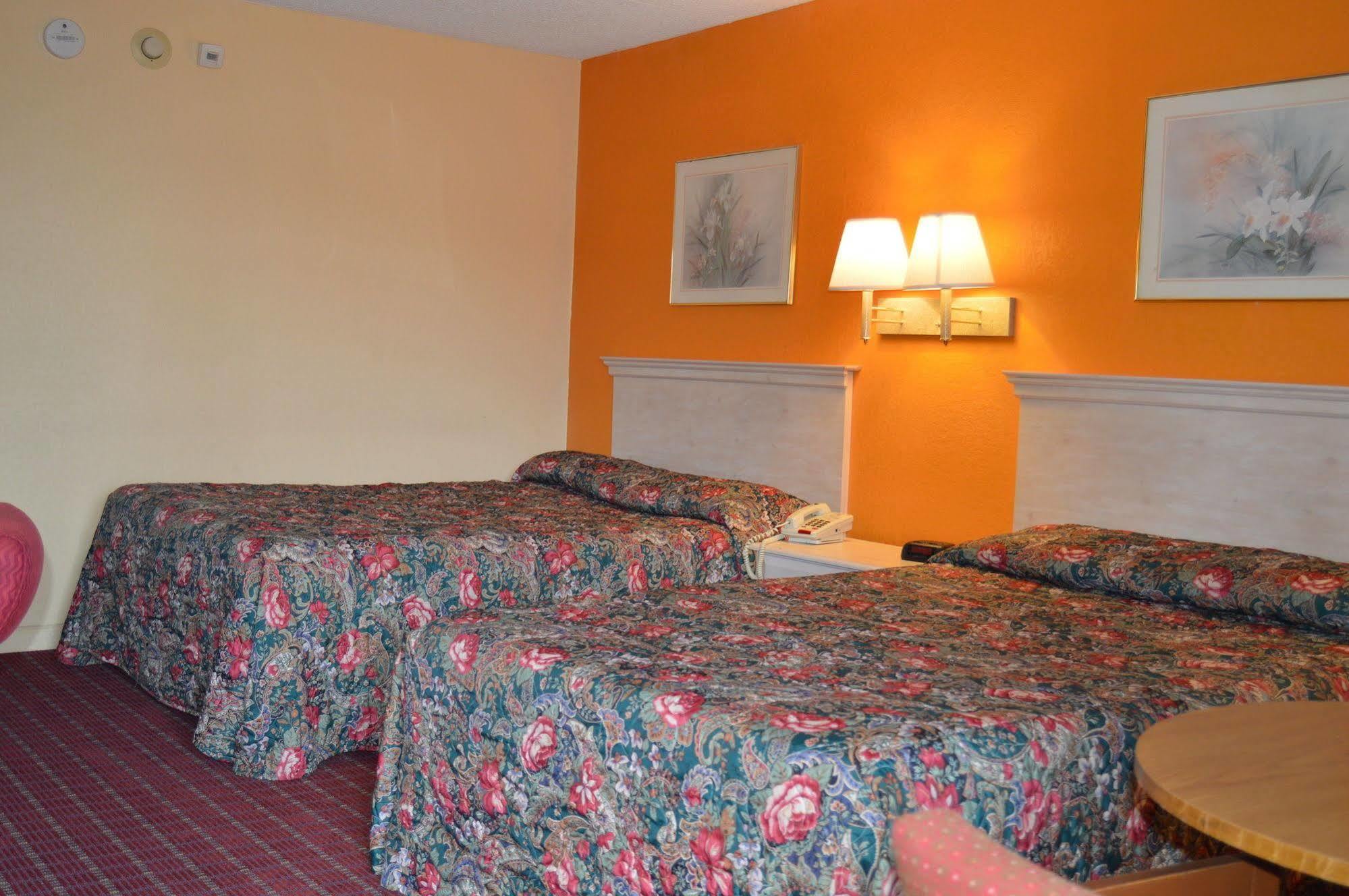 Travelers Inn South Brunswick Terrace Ngoại thất bức ảnh