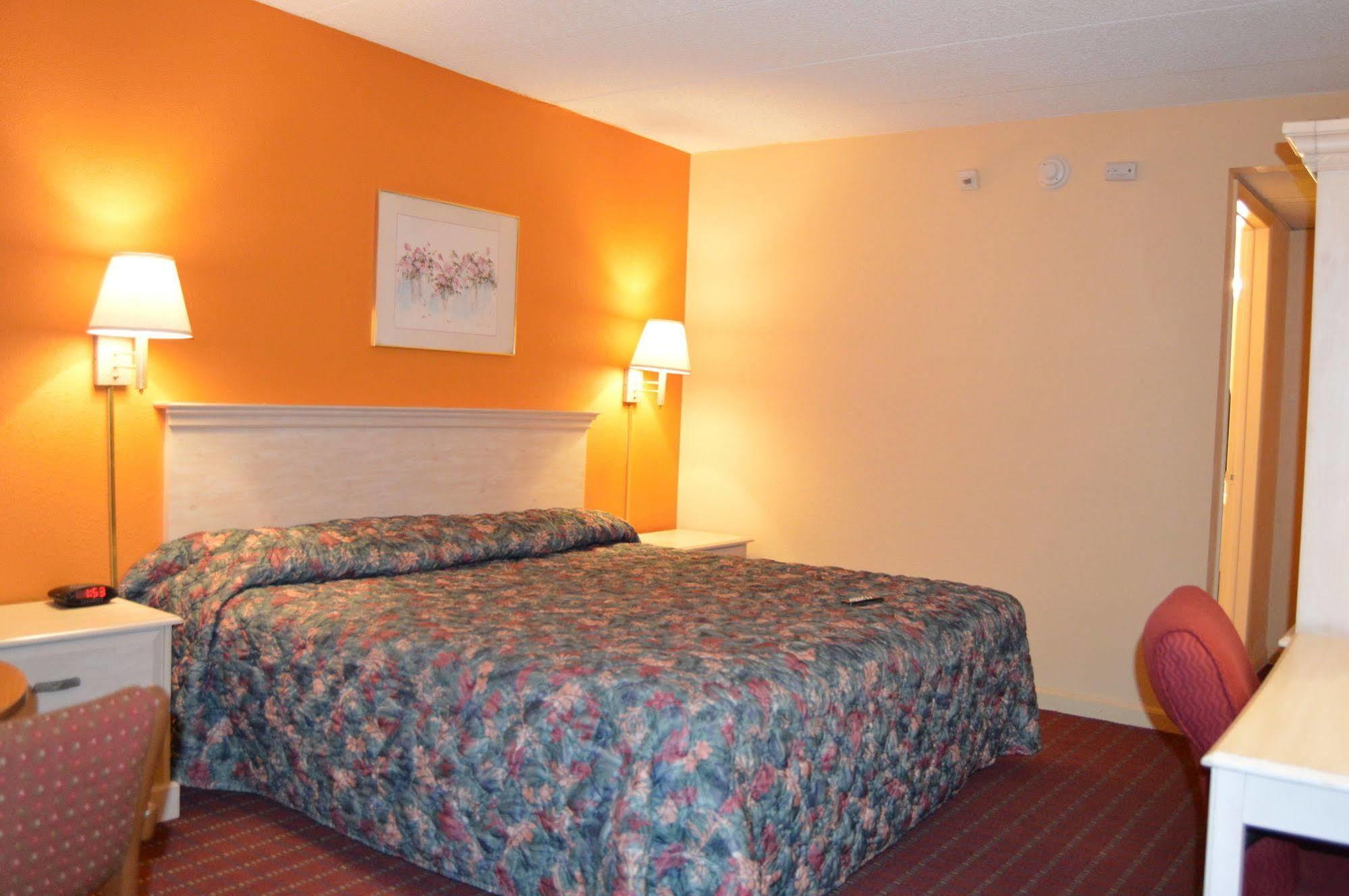 Travelers Inn South Brunswick Terrace Ngoại thất bức ảnh