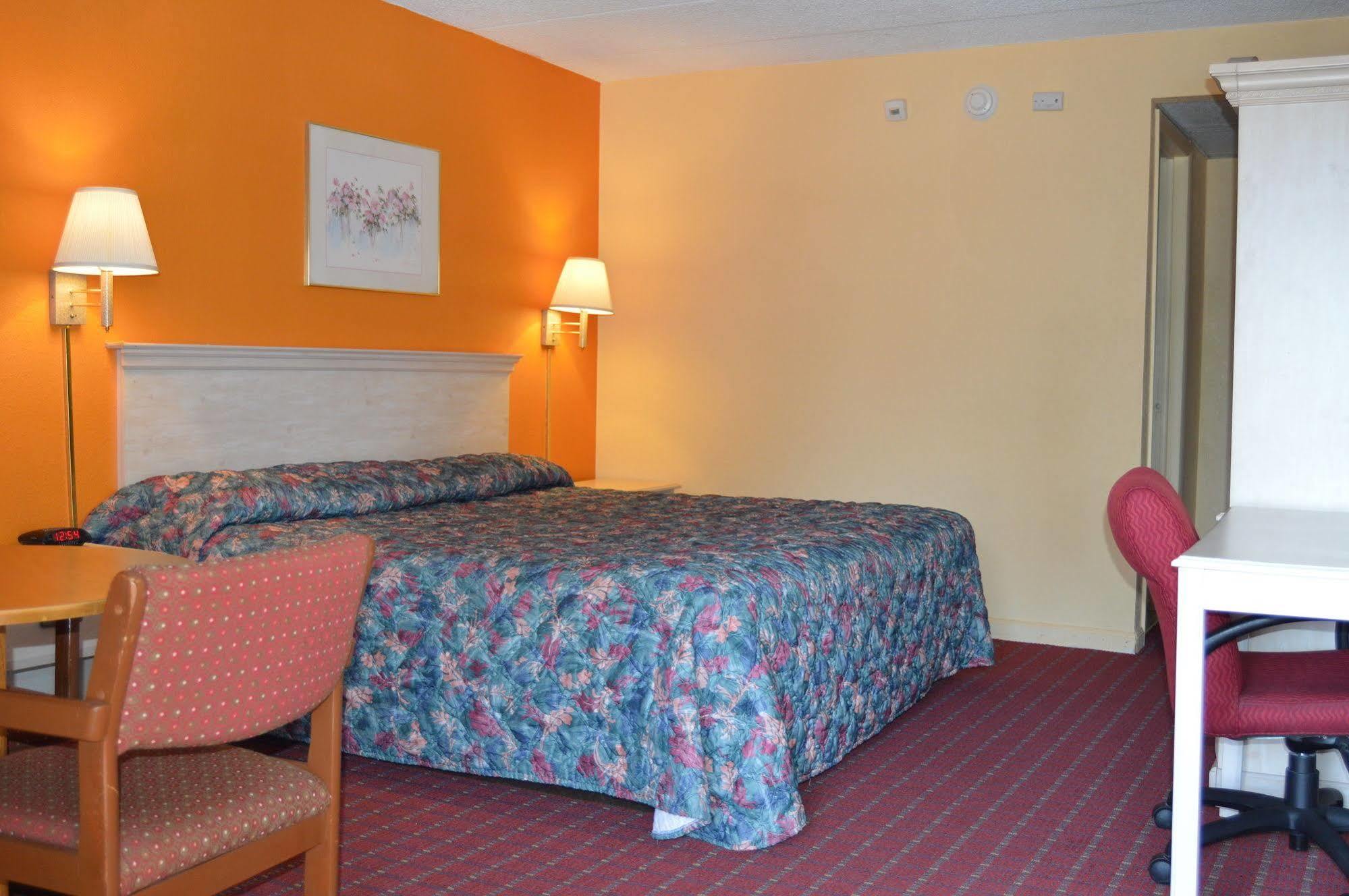 Travelers Inn South Brunswick Terrace Ngoại thất bức ảnh