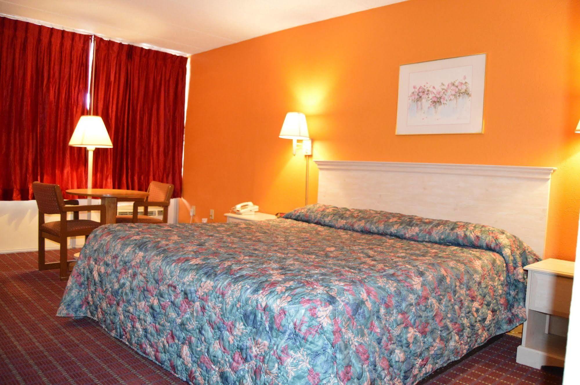 Travelers Inn South Brunswick Terrace Ngoại thất bức ảnh