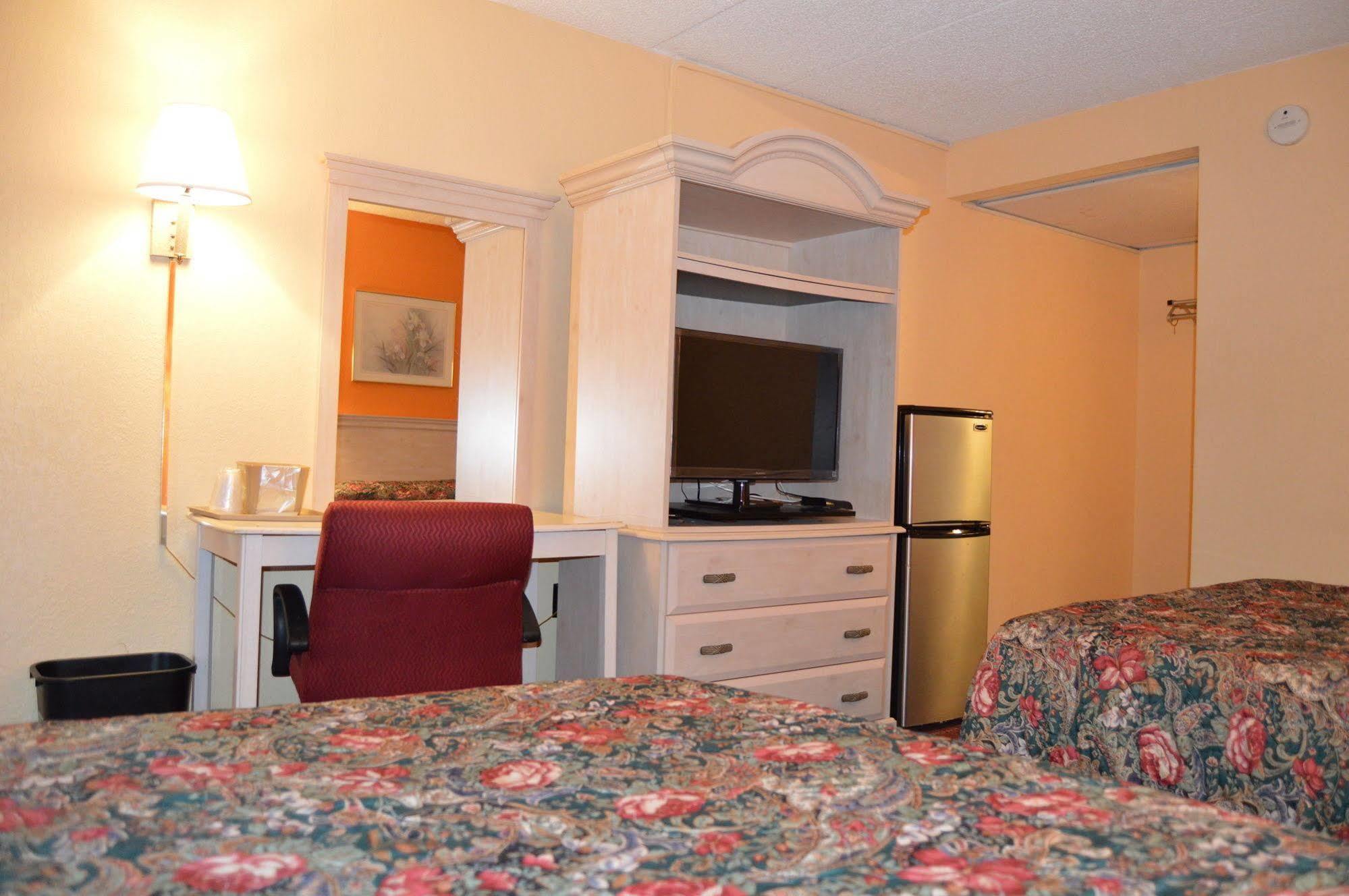 Travelers Inn South Brunswick Terrace Ngoại thất bức ảnh